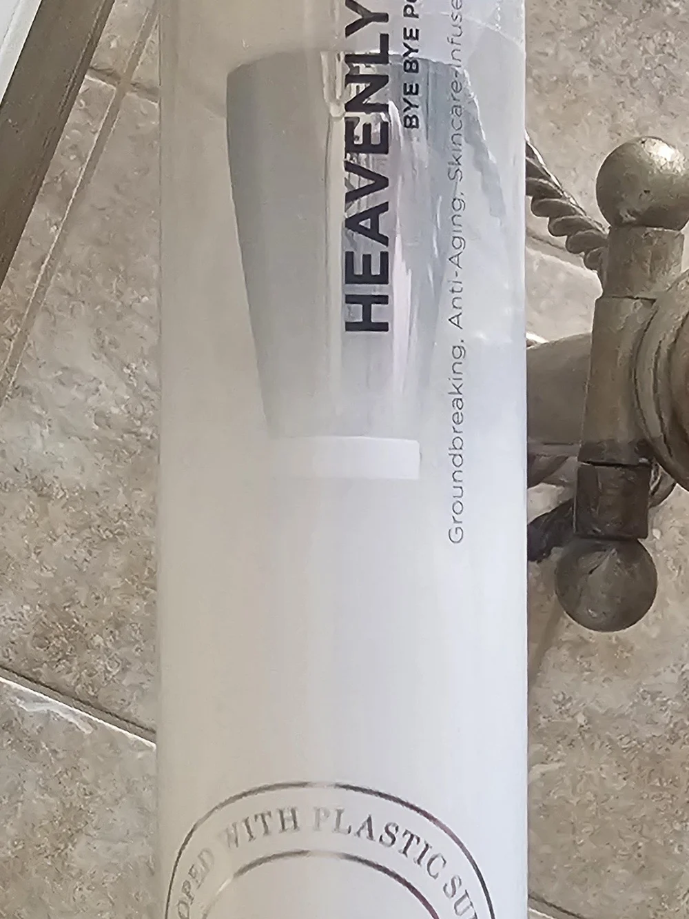 IT Cosmetics Heavenly Skin Brush No. 701